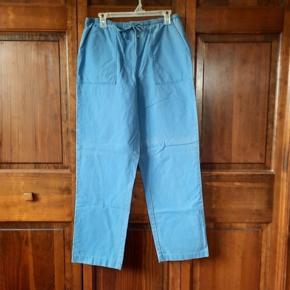 Vintage L.L. Bean 100% cotton light blue pull-on elastic waist straight leg pant